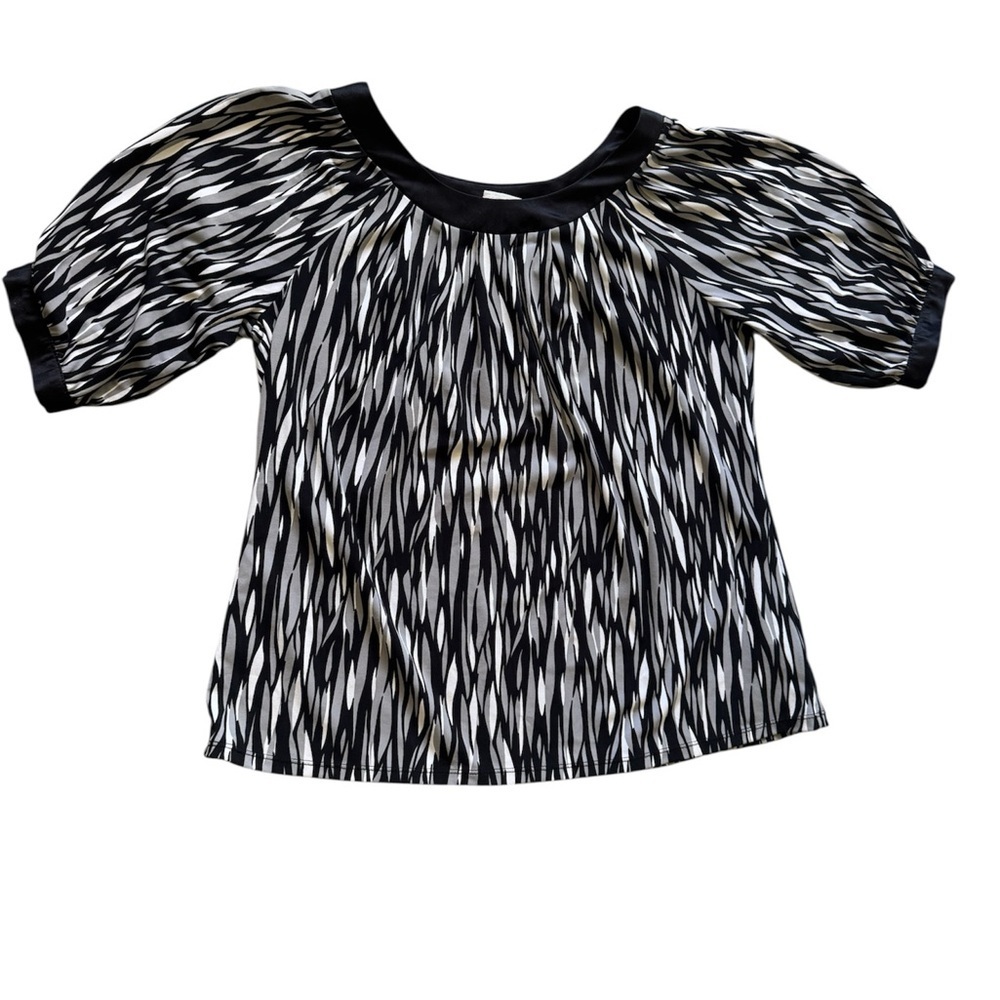 🔥 4 for $20 DEAL 🔥Worthington Black & White Puff Sleeve Blouse - Size M